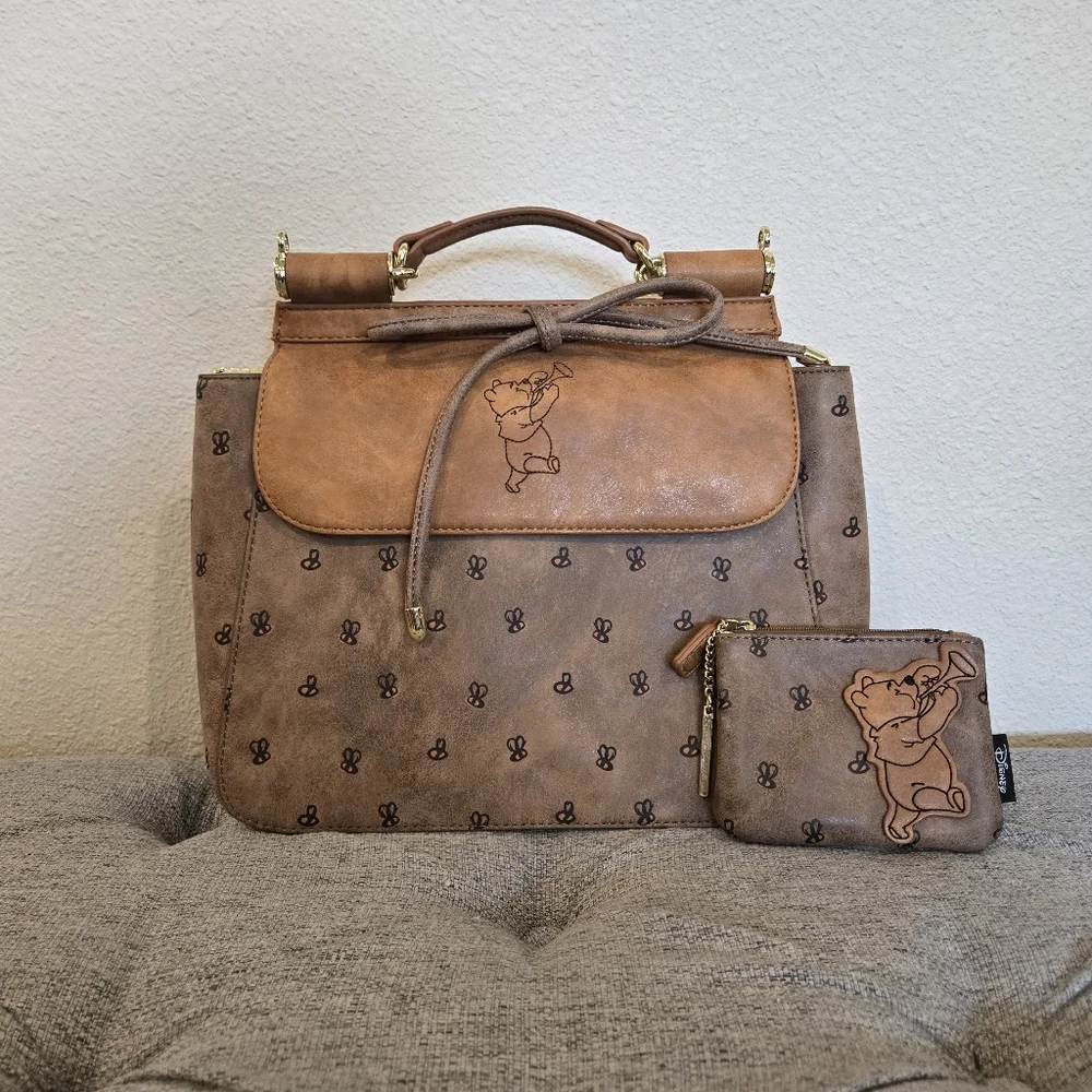 RARE Loungefly Disney Winnie the Pooh Bees Coin Purse - BoxLunch Exclusive - Picture 10 of 10